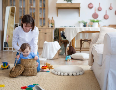 hotel babysitting service dubai