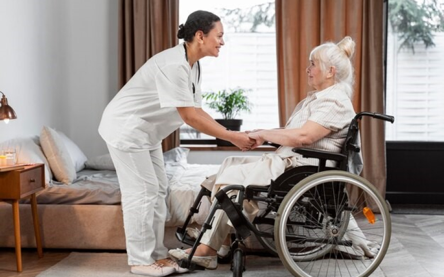 How Elderly Home Care Can Help Seniors Maintain Independence and Quality of Life in Dubai