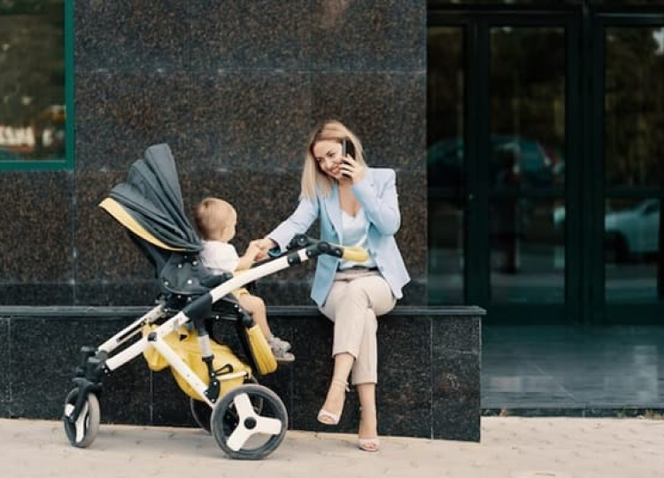 Mall babysitting care dubai