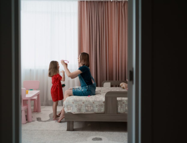  hotel babysitting in Dubai 