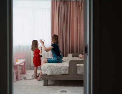  hotel babysitting in Dubai 